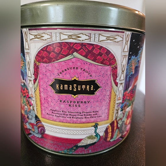 KAMASUTRA Raspberry Kiss Gift Set - Picture 3 of 6